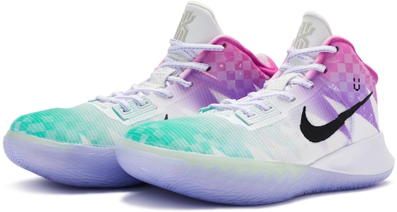 【定製籃球鞋】Nike Flytrap 4 BIGNIU 馬賽克新星 防滑耐磨 中筒 籃球鞋 男款 白綠紫紅 Lookbook 【定製籃球鞋】Nike Flytrap 4 BIGNIU 馬賽克新星 防滑耐磨 中筒 籃球鞋 男款 白綠紫紅