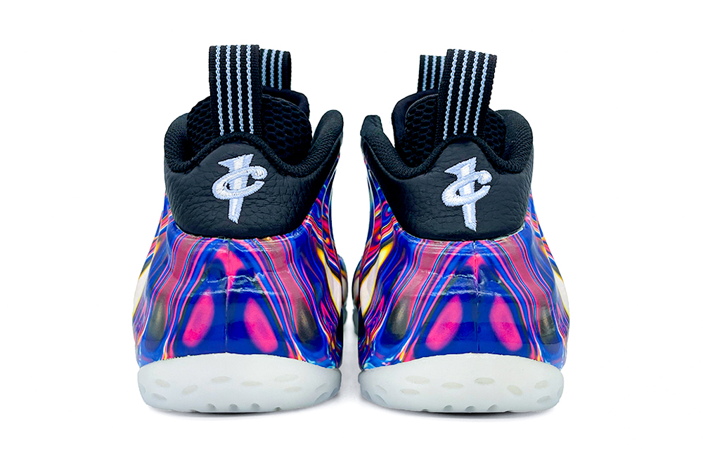 Shop 【訂製球鞋】Nike Foamposite One 酸性迷幻噴泡 潮流 氣質 舒適 中筒 復古籃球鞋 男女款 藍黑