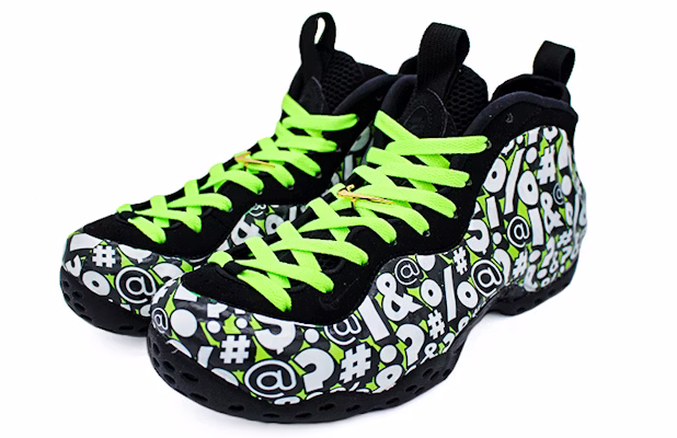 【定制鞋】耐克喷泡一号 '赛博符号黑绿' 314996-012(Team2-赛博符号喷) Lookbook 【定制鞋】耐克喷泡一号 '赛博符号黑绿' 314996-012(Team2-赛博符号喷)