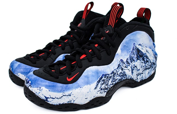 【定製球鞋】Nike Foamposite One 白雲雪山噴泡 中幫 復古籃球鞋 男款 白藍色 Lookbook 【定製球鞋】Nike Foamposite One 白雲雪山噴泡 中幫 復古籃球鞋 男款 白藍色