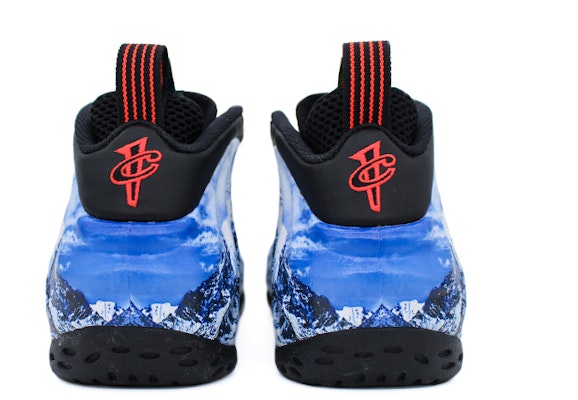 【定製球鞋】Nike Foamposite One 白雲雪山噴泡 中幫 復古籃球鞋 男款 白藍色 Purchase 【定製球鞋】Nike Foamposite One 白雲雪山噴泡 中幫 復古籃球鞋 男款 白藍色