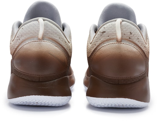 【定制球鞋】 Nike Hyperdunk 10 X Low 10 811製造 芝士阿華田 低幫 籃球鞋 男款 棕白 Shop 【定制球鞋】 Nike Hyperdunk 10 X Low 10 811製造 芝士阿華田 低幫 籃球鞋 男款 棕白