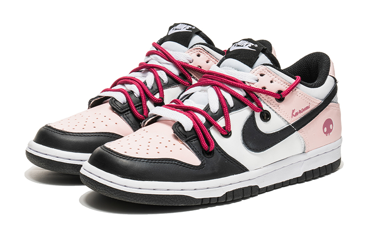 Lookbook [Custom Shoes] Nike Kuromi x Dunk Low 'Black Pink'