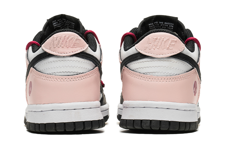 Shop [Custom Shoes] Nike Kuromi x Dunk Low 'Black Pink'