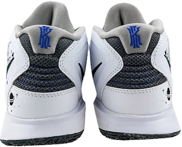 【定制球鞋】Nike Kyrie 8 Infinity EP 歐文8 禮盒 宇航員月光 中幫 實戰籃球鞋 男女同款 白藍 Purchase 【定制球鞋】Nike Kyrie 8 Infinity EP 歐文8 禮盒 宇航員月光 中幫 實戰籃球鞋 男女同款 白藍