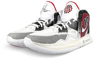 【定制球鞋】 Nike Kyrie 8 infinity 是在玩鞋 塔塔鴨 灌籃鴨 防滑耐磨 中幫 籃球鞋 男女同款 黑白紅 Lookbook 【定制球鞋】 Nike Kyrie 8 infinity 是在玩鞋 塔塔鴨 灌籃鴨 防滑耐磨 中幫 籃球鞋 男女同款 黑白紅