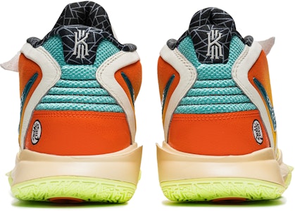 【客製球鞋】 Nike Kyrie 8 infinity 野鶴製造 龍舟系列 國風 手繪 做舊 復古穿搭 中筒 籃球鞋 男女款 橙綠 Shop 【客製球鞋】 Nike Kyrie 8 infinity 野鶴製造 龍舟系列 國風 手繪 做舊 復古穿搭 中筒 籃球鞋 男女款 橙綠