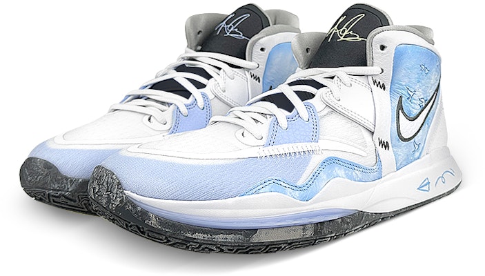 나이키 카이리 8 인피니티 '평화 비둘기 그라피티' (흰/파) DD0334-102(Team47-女款欧文8和平鸽) Lookbook 나이키 카이리 8 인피니티 '평화 비둘기 그라피티' (흰/파) DD0334-102(Team47-女款欧文8和平鸽)