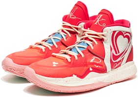【定制球鞋】 Nike Kyrie 8 infinity 野鶴製造 心動愛心 猛男粉 禮盒 中幫 籃球鞋 男女同款 米粉 Lookbook 【定制球鞋】 Nike Kyrie 8 infinity 野鶴製造 心動愛心 猛男粉 禮盒 中幫 籃球鞋 男女同款 米粉