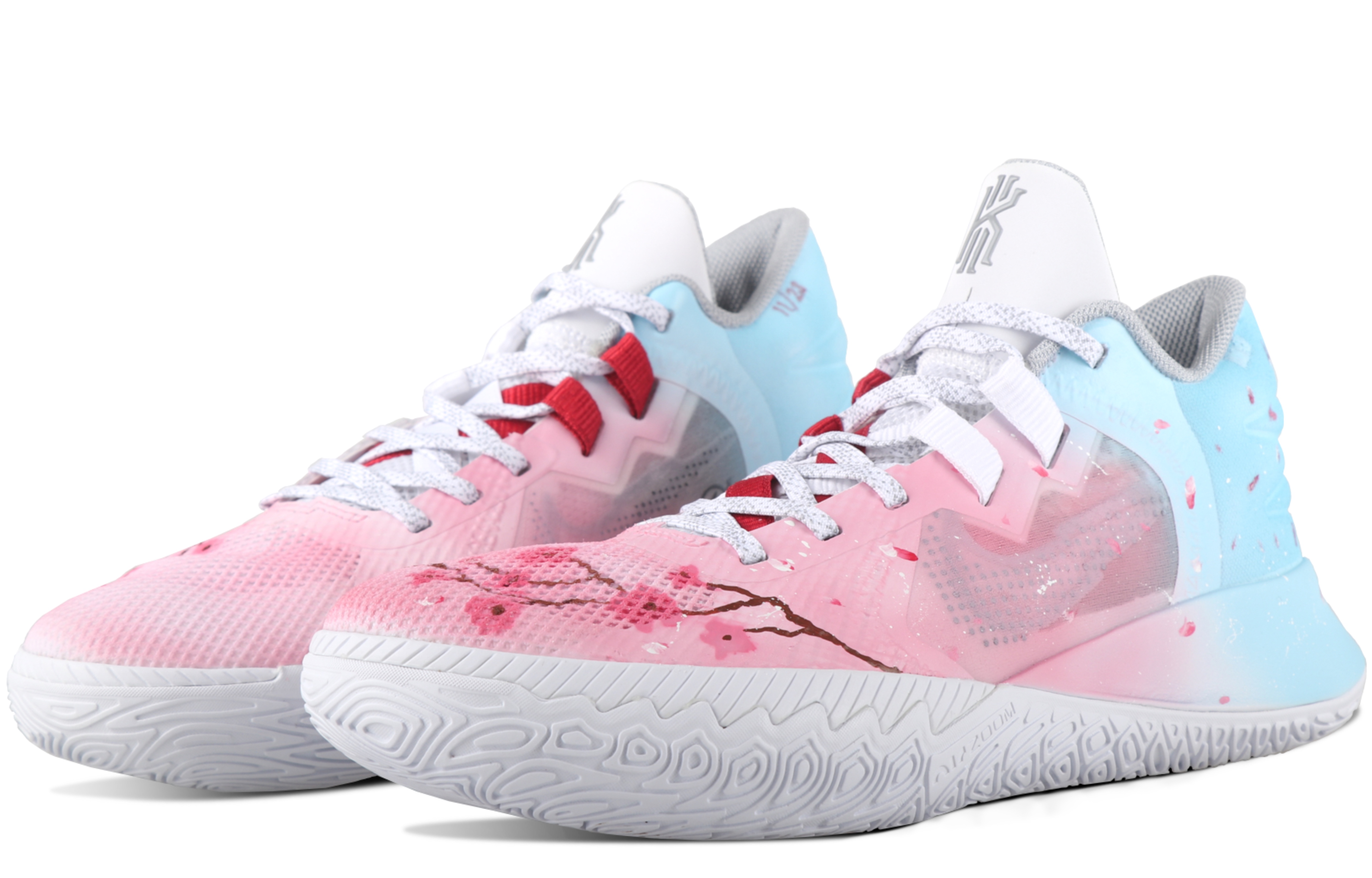 Lookbook 【定製球鞋】 Nike Kyrie Flytrap 5 EP 櫻花 漸變 防滑耐磨 中幫 籃球鞋 男款 粉藍