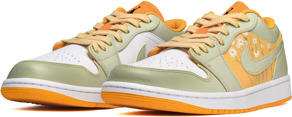 【定制球鞋】 Nike Low CUS DESIGN 清新 手繪雛菊 低幫 復古籃球鞋 男款 黃白綠 Lookbook 【定制球鞋】 Nike Low CUS DESIGN 清新 手繪雛菊 低幫 復古籃球鞋 男款 黃白綠