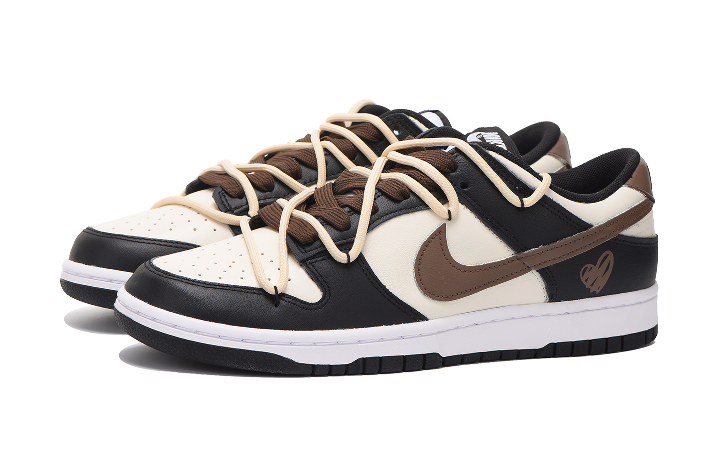 Lookbook 【訂製球鞋】Nike 栗子 愛心 高街 潮流 舒適 低筒 板鞋 GS 黑棕