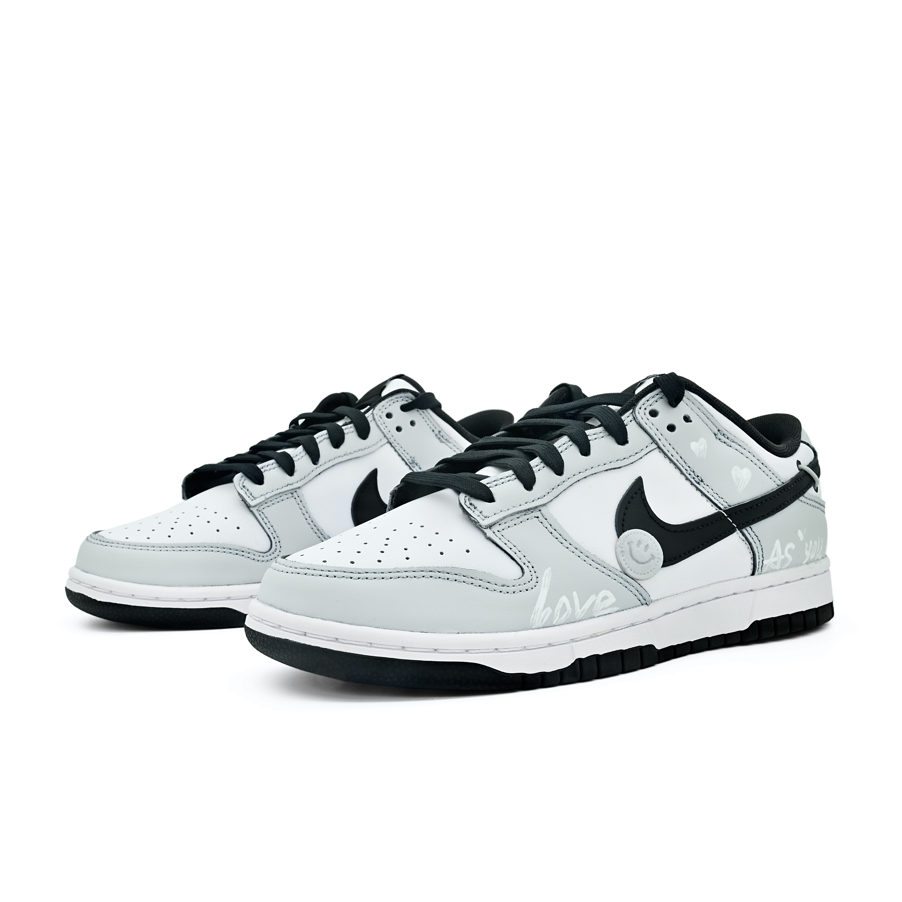 Lookbook 【客製化球鞋】Nike 簡約 愛心 笑臉 解構 低筒 板鞋 GS 灰白黑