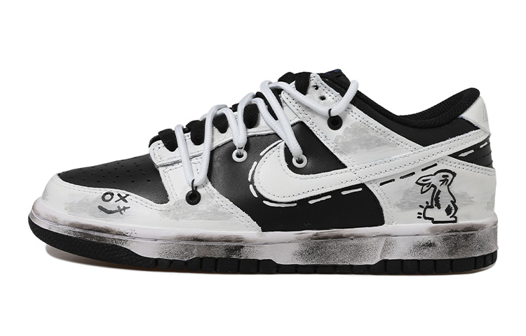 Buy 나이키 NBA x 덩크 로우 '흰구름 토끼 그래피티' DC9560-001(Team拾玖-白云做旧女S-BOX)