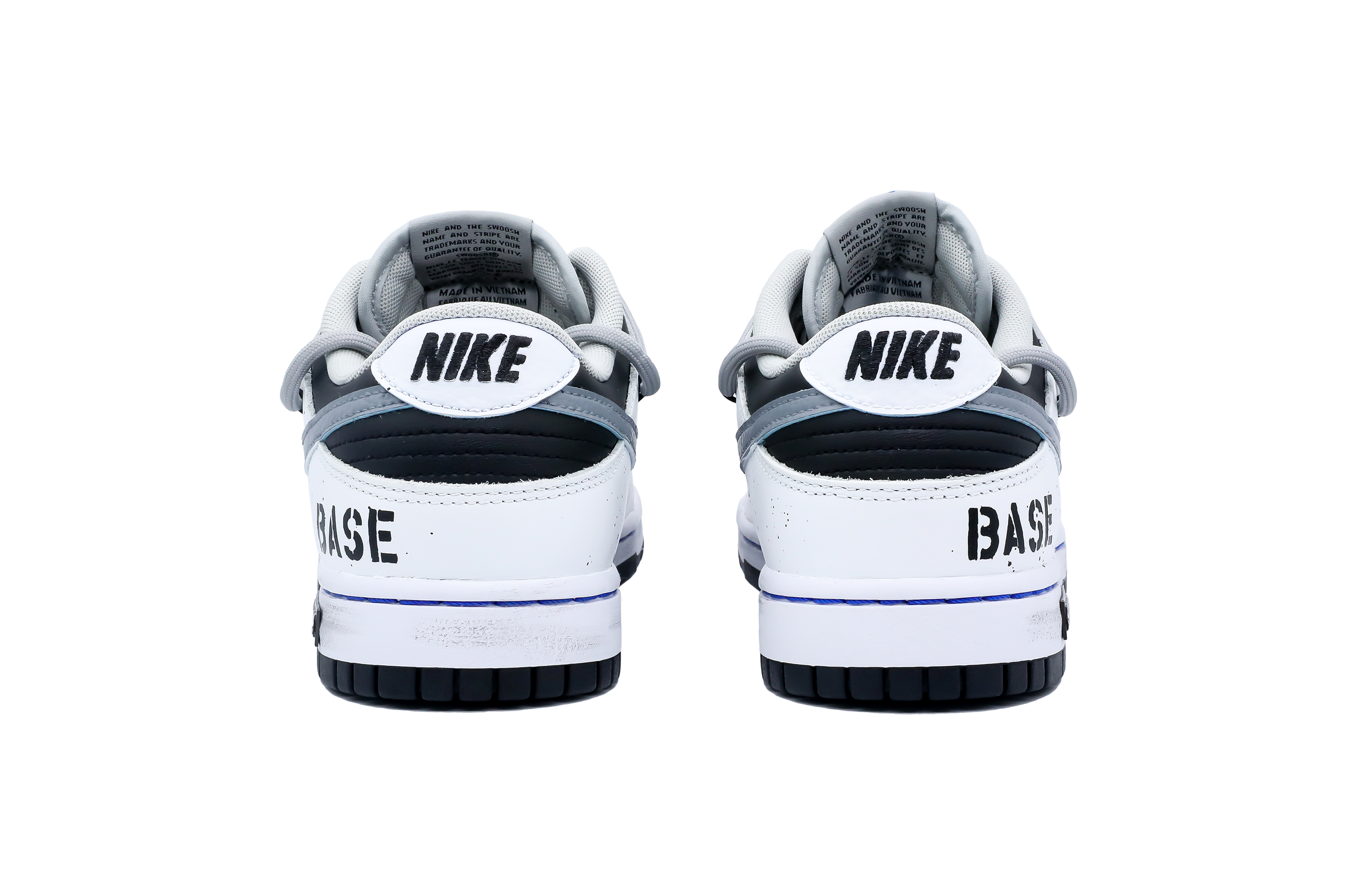 Shop [Sepatu Custom] Nike NBA x Dunk Low EMB 'Hitam Putih Panda Terbalik' DD3363-002(Team7-男款泼墨字体)