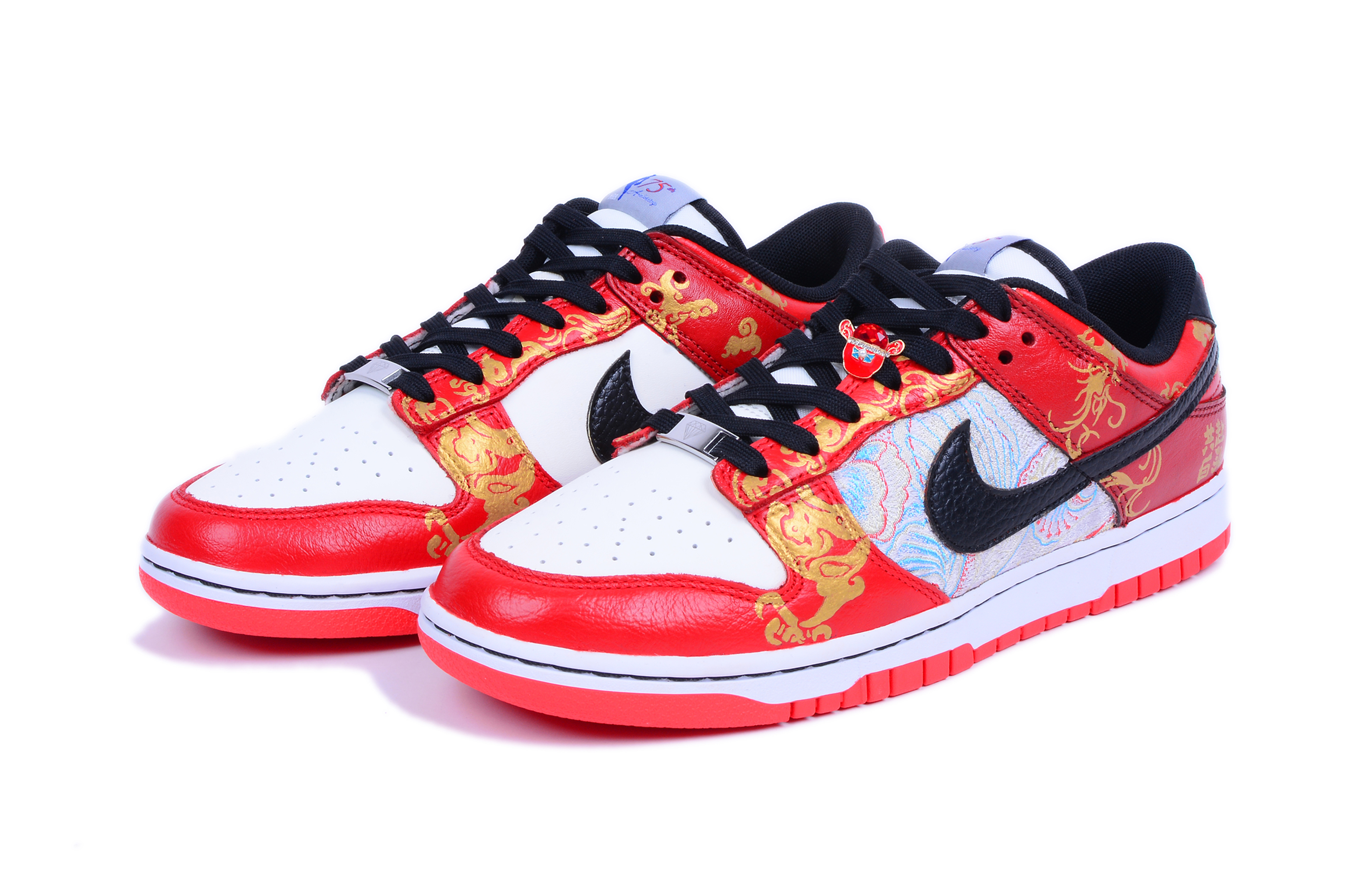 Lookbook [定制鞋] 耐克NBA x Dunk Low EMB '芝加哥红金' DD3363-100(Team42-共赴白头男款婚鞋红金黑)