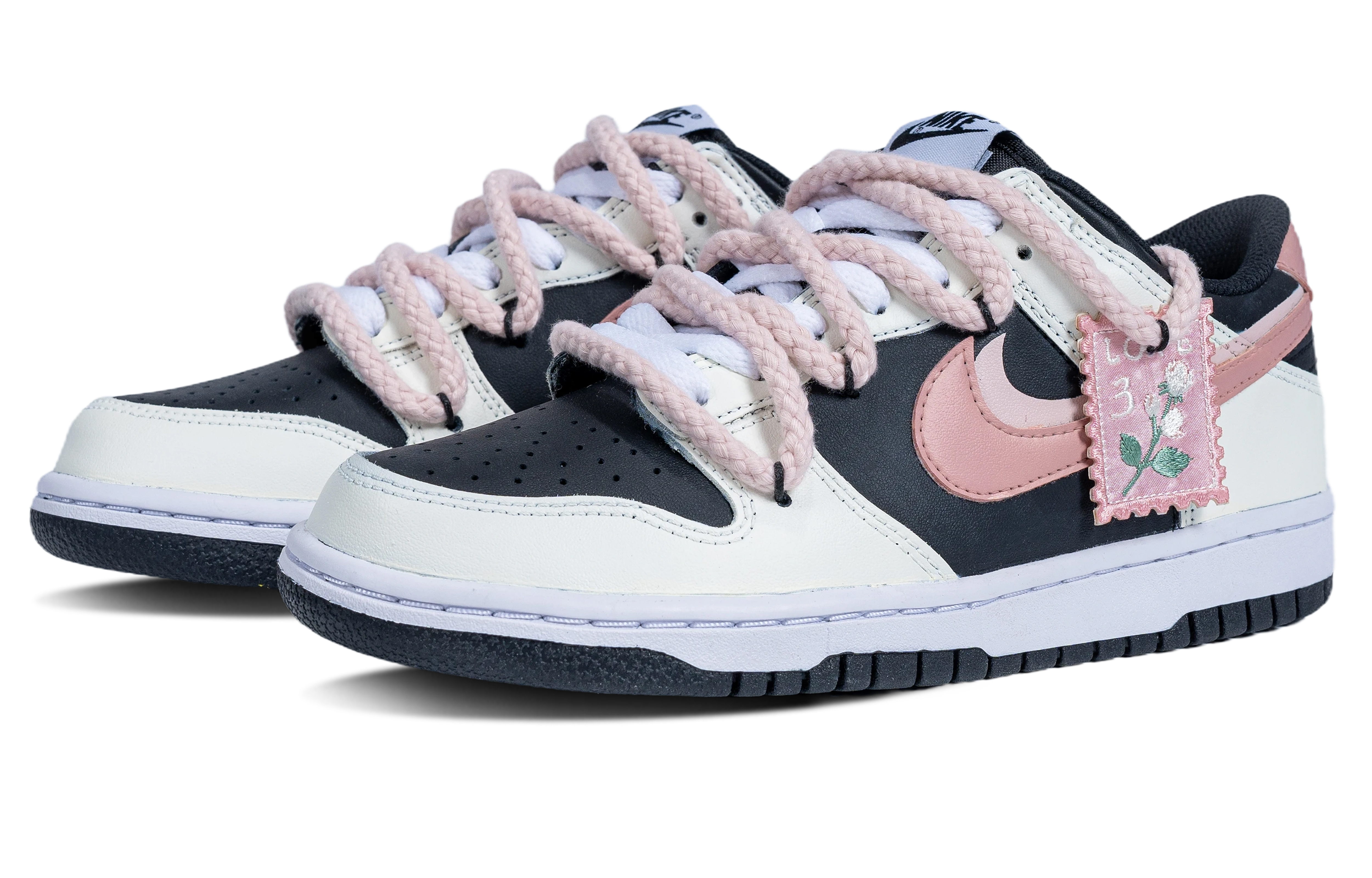 Shop [Sneakers Kustom] Nike SB Dunk Low Kotak Spesial 'Barbie Garden' FD1232-001-442824