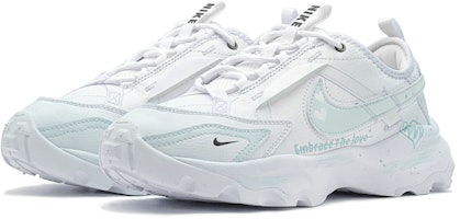 【客製化球鞋】 Nike TC 7900 愛心塗鴉 漸變噴繪 特殊鞋盒 低筒 運動休閒鞋 男女同款 藍白 Lookbook 【客製化球鞋】 Nike TC 7900 愛心塗鴉 漸變噴繪 特殊鞋盒 低筒 運動休閒鞋 男女同款 藍白