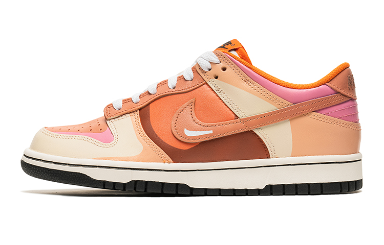 Buy 나이키 와일드 크레인 x 덩크 로우 '사쿠라 핑크 그라데이션' DH9765-003(TeamB-女款魔卡少女)