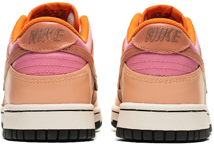 나이키 와일드 크레인 x 덩크 로우 '사쿠라 핑크 그라데이션' DH9765-003(TeamB-女款魔卡少女) Shop 나이키 와일드 크레인 x 덩크 로우 '사쿠라 핑크 그라데이션' DH9765-003(TeamB-女款魔卡少女)