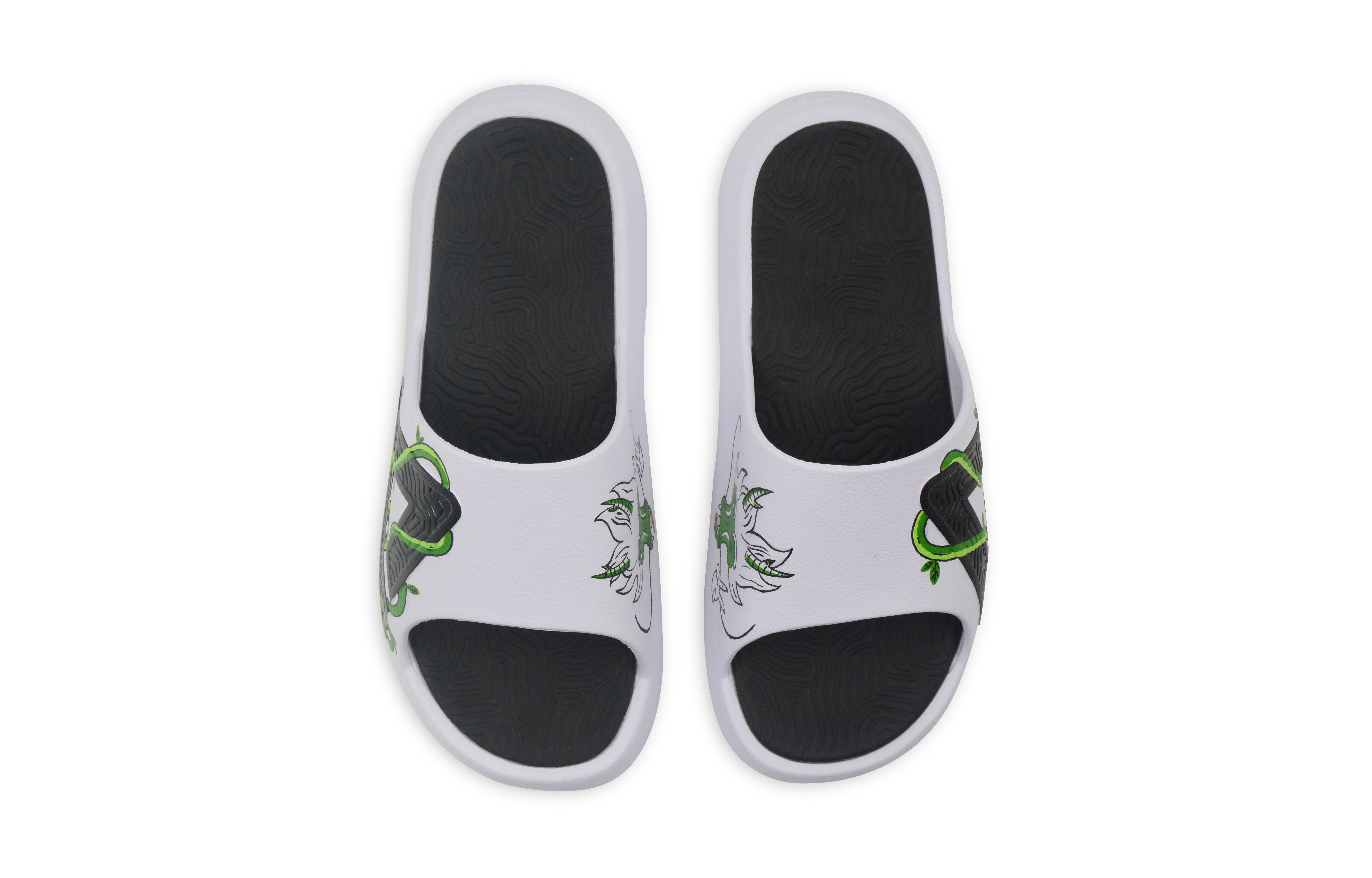 [Custom Shoes] Peak TaiChi Slide 'White-Black Graffiti Dragon' 圖 4