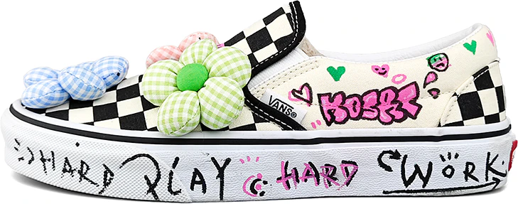 custom-shoes-vans-classic-slip-on-graffiti-floral-checkerboard