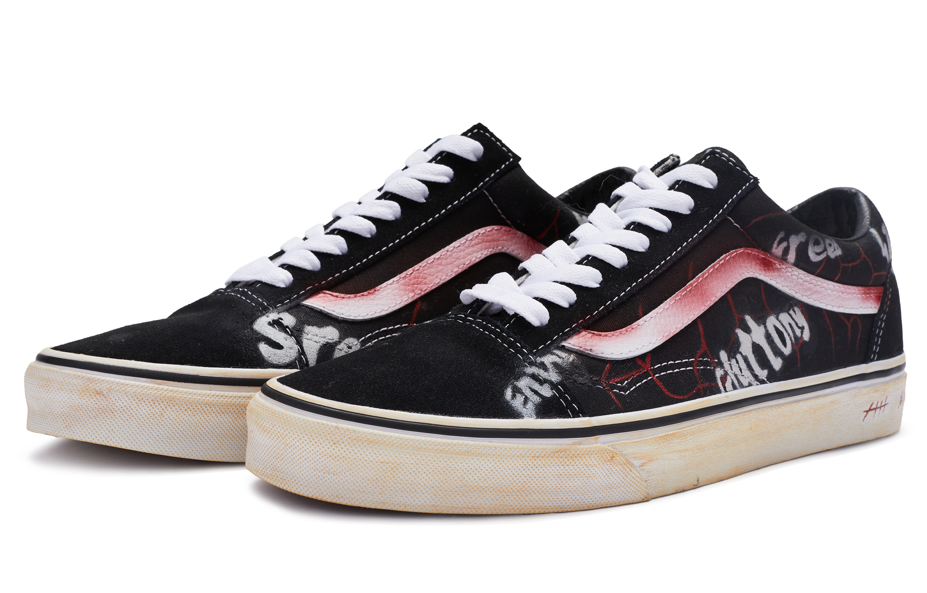 Lookbook [定制鞋款] Vans Old Skool 定制手绘低帮 '黑白红' 款 'Desire' VN000D3HY28(TeamR-男女款欲望)