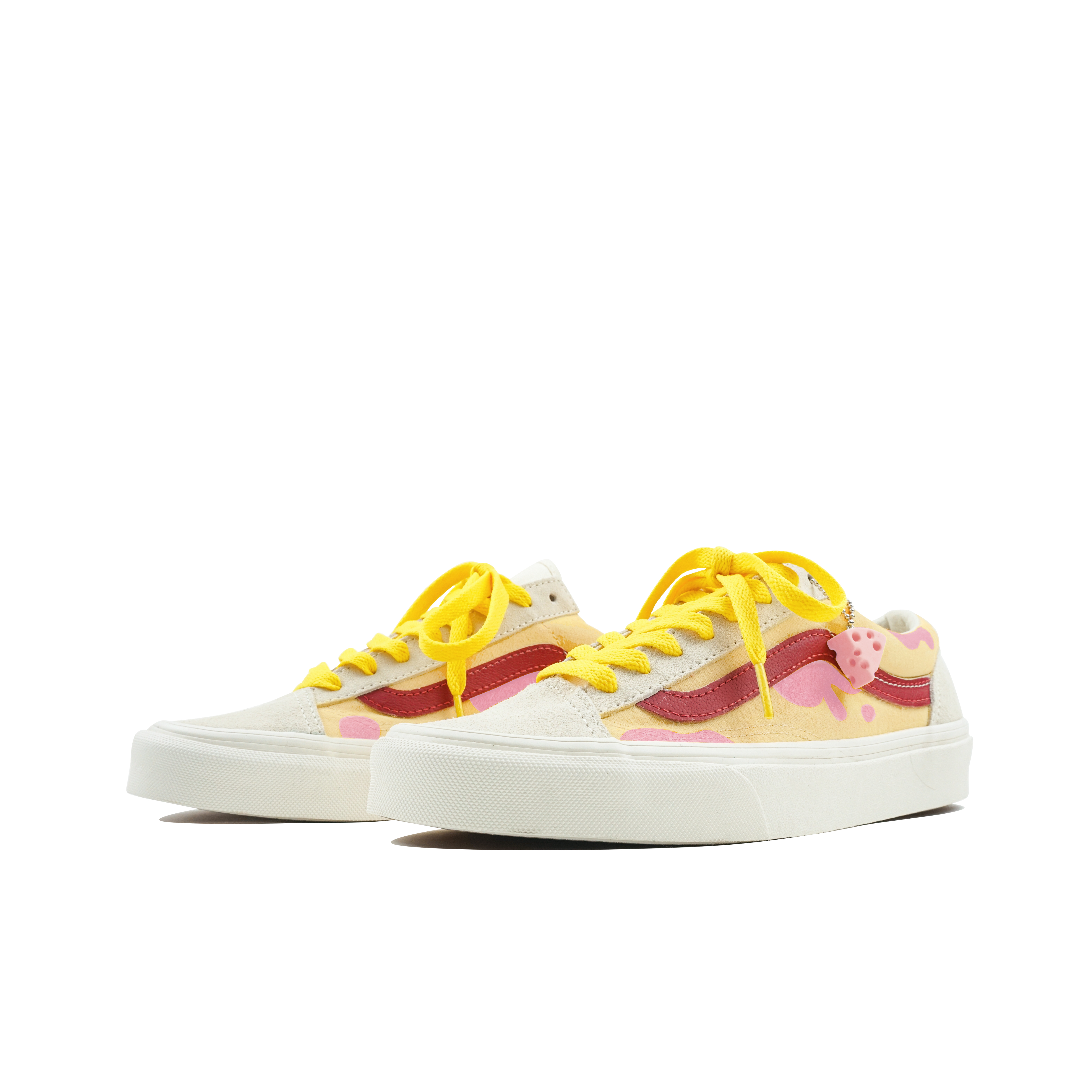 Shop Vans Style 36 "Cheese Berry" Blanco/Amarillo VN0A3DZ3OXS(Team陆-芝芝莓莓S-BOX)