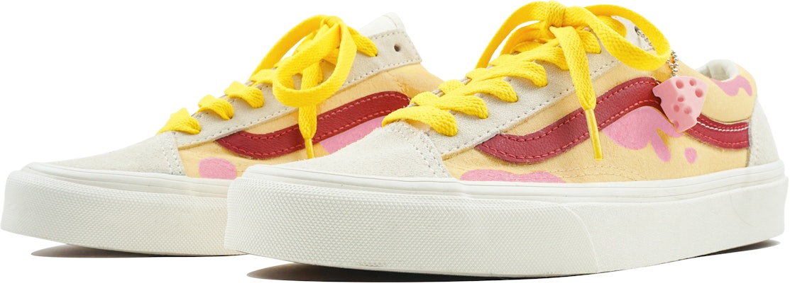 반스 스타일 36 '치즈딸기 참'(커스텀) VN0A3DZ3OXS(Team陆-芝芝莓莓) Lookbook 반스 스타일 36 '치즈딸기 참'(커스텀) VN0A3DZ3OXS(Team陆-芝芝莓莓)