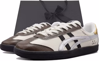 【Custom Sneakers】Onitsuka Tiger Tokuten Mocha Coconut Milk Elegant Low-Top Shoes 1183B938-100 (Team53 - Men's and Women's Coconut Milk S-BOX) 【Custom Sneakers】Onitsuka Tiger Tokuten Mocha Coconut Milk Elegant Low-Top Shoes 1183B938-100 (Team53 - Men's and Women's Coconut Milk S-BOX)