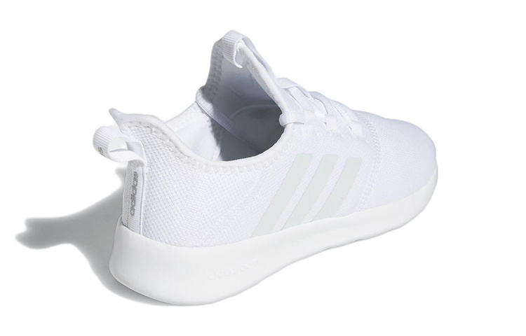 Shop (小學版) 愛迪達 Cloudfoam Pure Slip-On '雲白銀金屬' GY6590