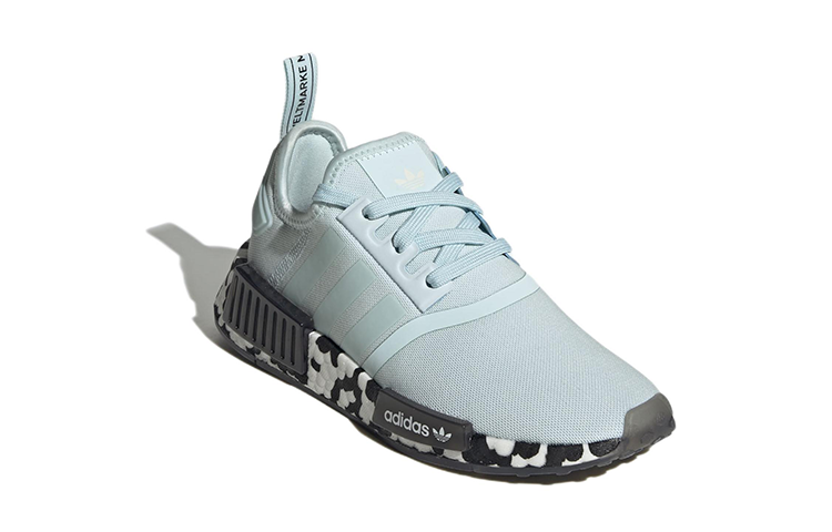 Lookbook (Enfant) adidas NMD_R1 ''Éclaboussures de Couleur - Presque Bleu'' GY4284