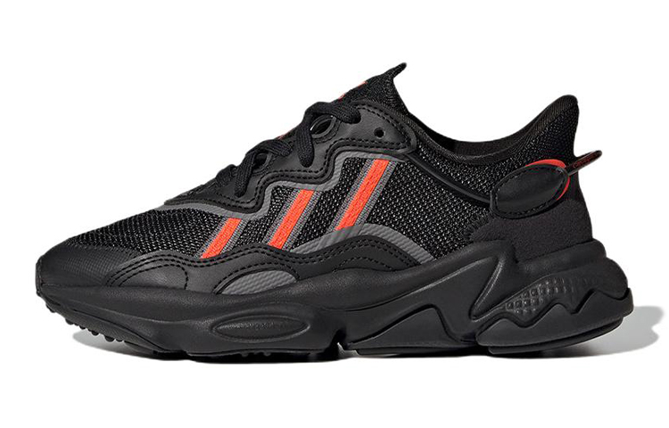 Buy (Sekolah Rendah) adidas Ozweego 'Hitam Solar Merah' GV8888