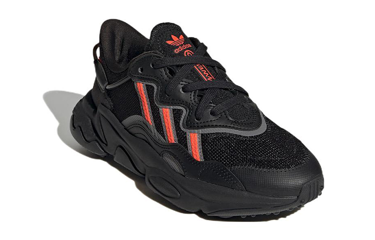 Lookbook (Sekolah Rendah) adidas Ozweego 'Hitam Solar Merah' GV8888