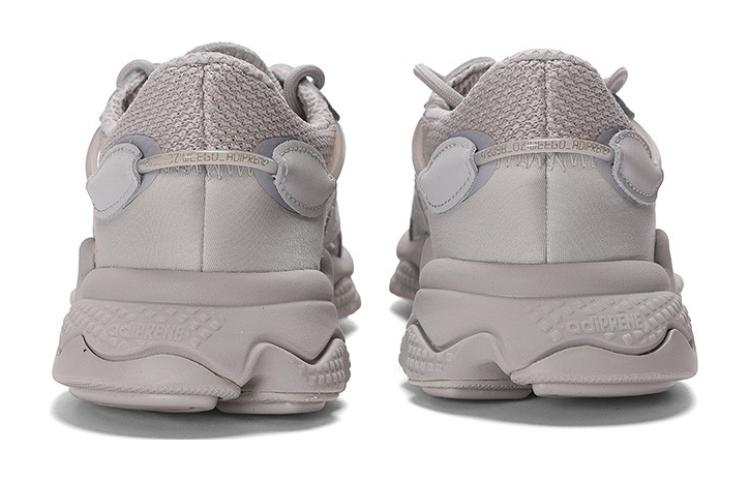 Lookbook GS アディダス オズウィーゴ トリプルグレー GX1642