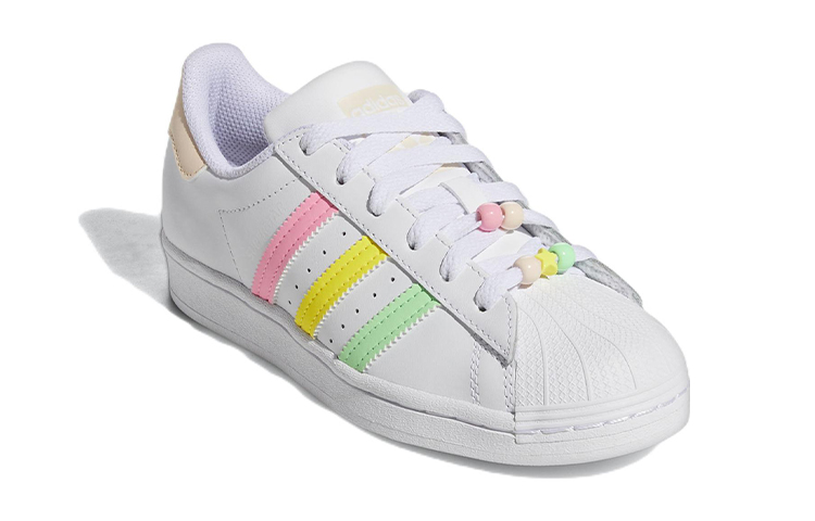 Lookbook adidas Superstar ''Cloud White Beam'' (Taglia Bambini) HP7884