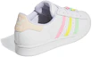 Shop (小學)adidas Superstar「雲白光束」HP7884