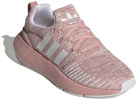 (大童)adidas Swift Run 22「驚艷淡紫」GZ1556 Lookbook (大童)adidas Swift Run 22「驚艷淡紫」GZ1556