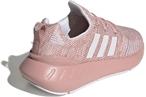 (大童)adidas Swift Run 22「驚艷淡紫」GZ1556 Shop (大童)adidas Swift Run 22「驚艷淡紫」GZ1556