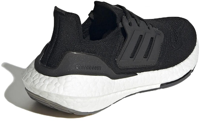(大童款) adidas UltraBoost 22 黑白色 GX9783 Shop (大童款) adidas UltraBoost 22 黑白色 GX9783