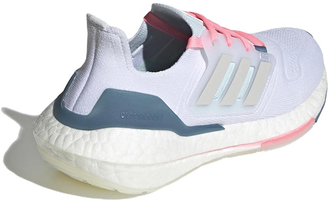 (Grade School) adidas UltraBoost 22 'White Almost Blue' GX9784 Shop (Grade School) adidas UltraBoost 22 'White Almost Blue' GX9784