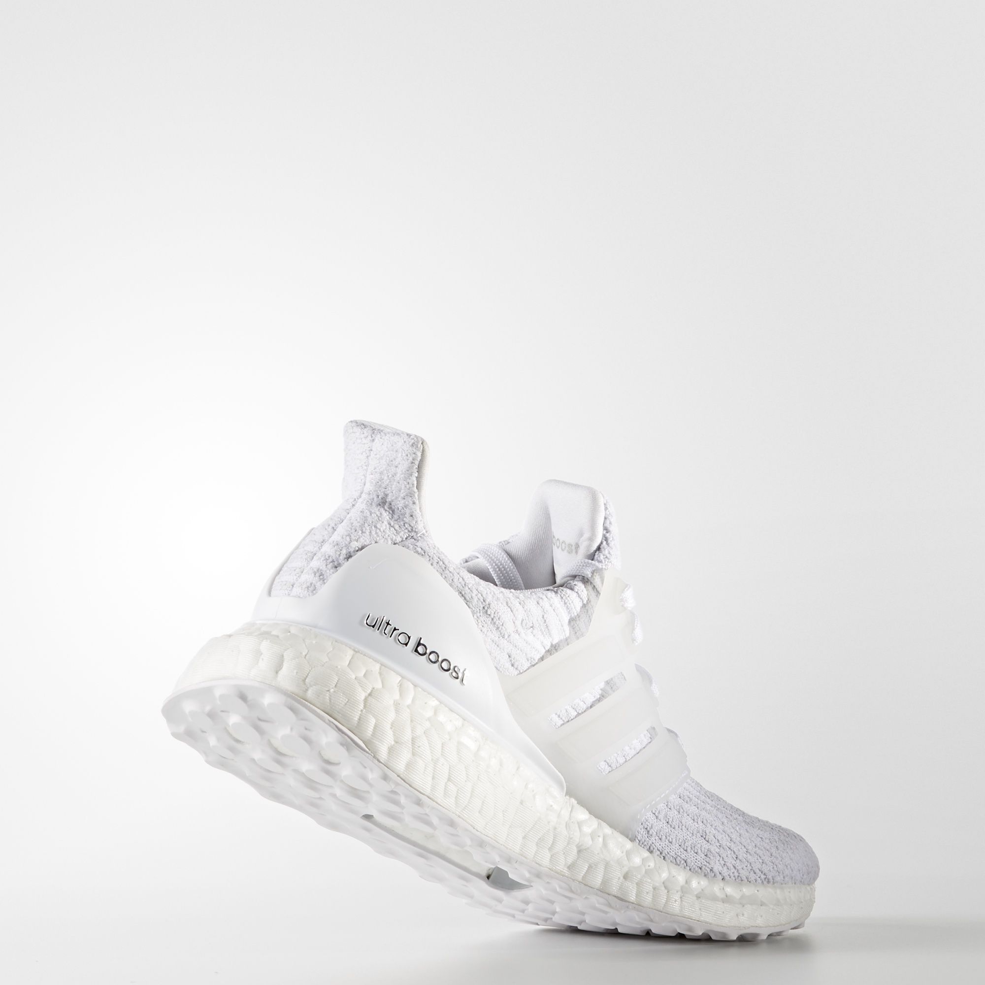 Lookbook (Grade School) adidas UltraBoost 3.0 ''Triple White'' Kinder Sneakers BB3047