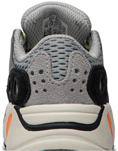 (TD) (小童款) 阿迪达斯 Yeezy Boost 700 '浪跑者' FU8961 Sizing (TD) (小童款) 阿迪达斯 Yeezy Boost 700 '浪跑者' FU8961