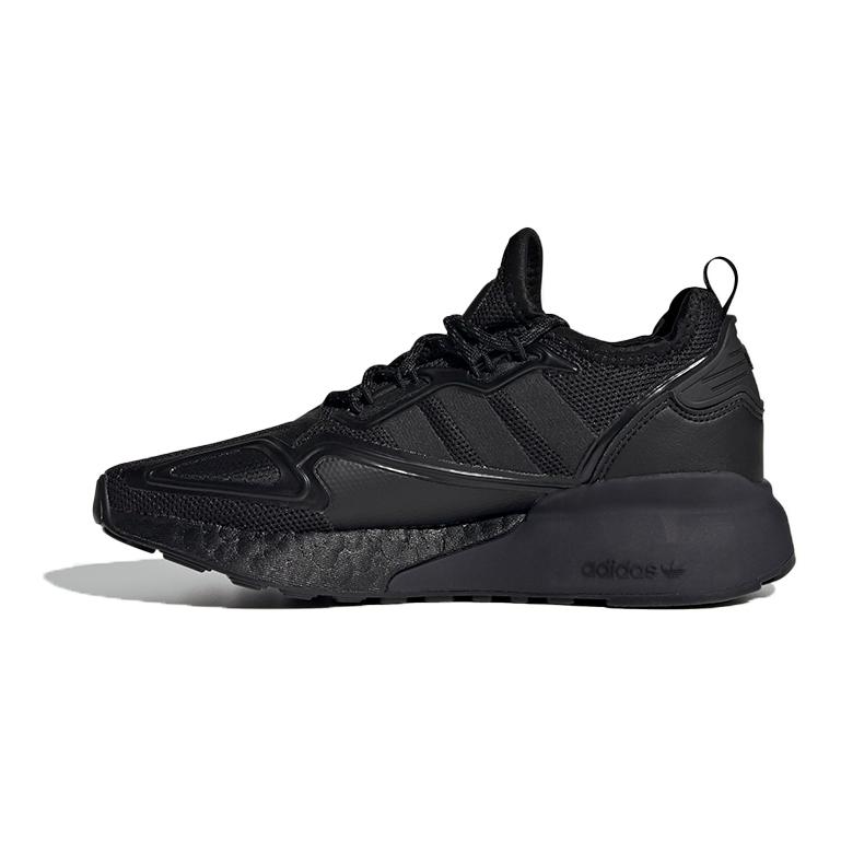 Buy (Grade School) adidas ZX 2K Boost 'Triple Black' para niños. FX7476