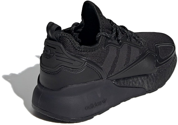 (Grade School) adidas ZX 2K Boost 'Triple Black' para niños. FX7476 Shop (Grade School) adidas ZX 2K Boost 'Triple Black' para niños. FX7476