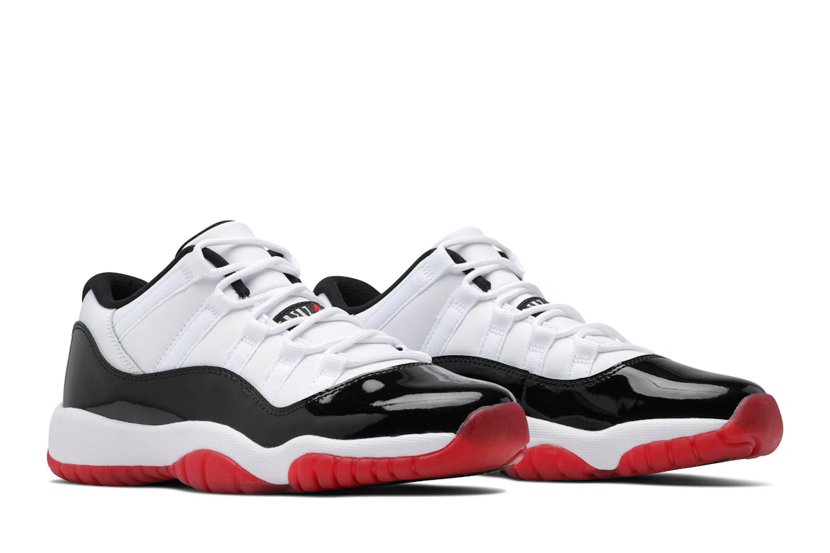 (Grade School) Air Jordan 11 Retro Low 'Concord-Bred' 528896-160