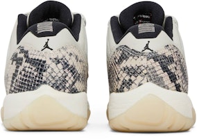 (儿童款) Air Jordan 11 复刻低帮 '浅骨色蛇纹' CD6847-002 Details for (儿童款) Air Jordan 11 复刻低帮 '浅骨色蛇纹' CD6847-002