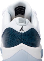 (Kanak-Kanak) Air Jordan 11 Retro Low 'Navy Snakeskin' 2019 CD6847-102 Sizing (Kanak-Kanak) Air Jordan 11 Retro Low 'Navy Snakeskin' 2019 CD6847-102