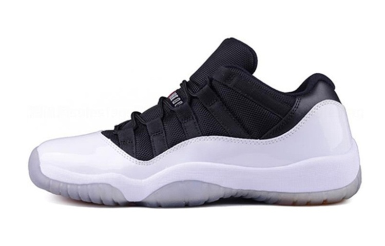 (Grade School) Air Jordan 11 Retro Low 'Tuxedo' 528896-110