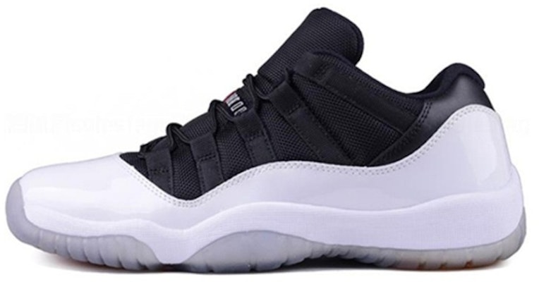 (小学) Air Jordan 11 复刻低帮 'Tuxedo' 运动鞋 528896-110 Buy (小学) Air Jordan 11 复刻低帮 'Tuxedo' 运动鞋 528896-110